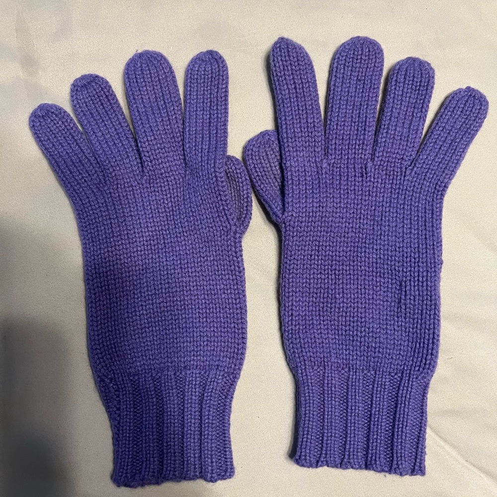 DKNY Lavender Cashmere Knit Gloves